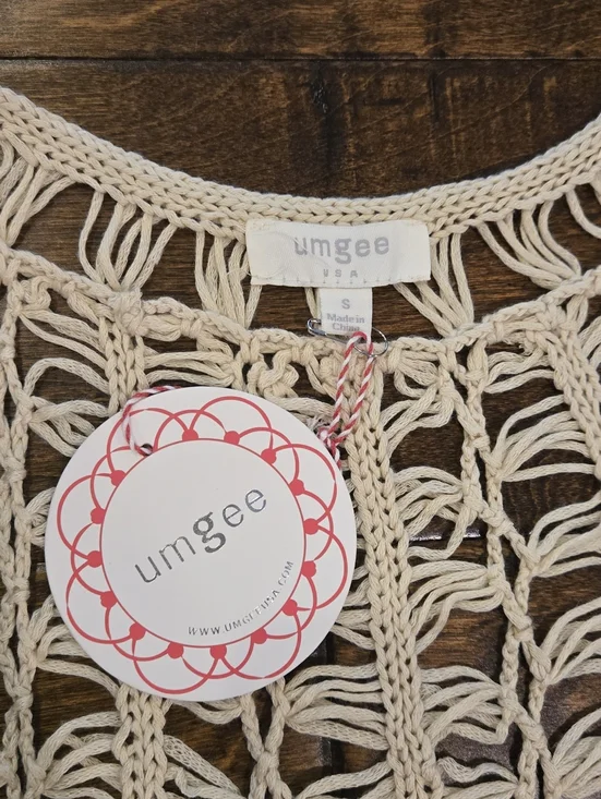 NWT Umgee Crochet Vest Size S Beige - Picture 2 of 8